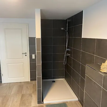 Apartment Alte Post Fuer Bis Zu 6 Personen Redefin